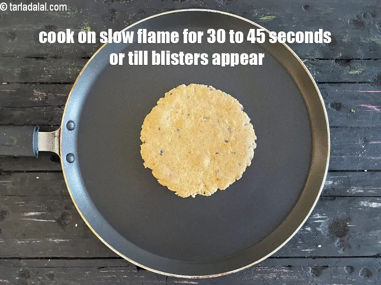 Step 30 – <meta charset="UTF-8" /> Cook on one side for 30 to 45 seconds or until bubbles …