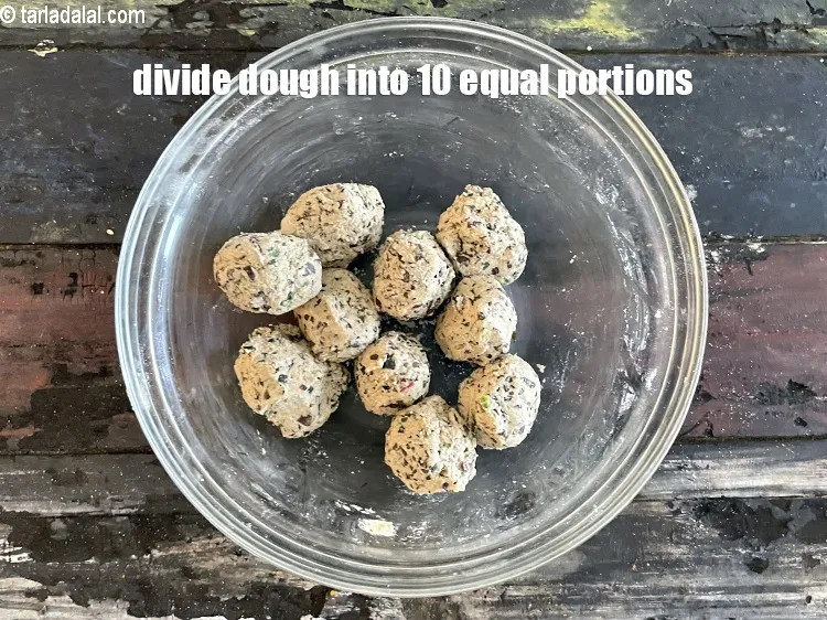 Step 20 – Divide the dough into 10 equal portions.<br /> &nbsp;