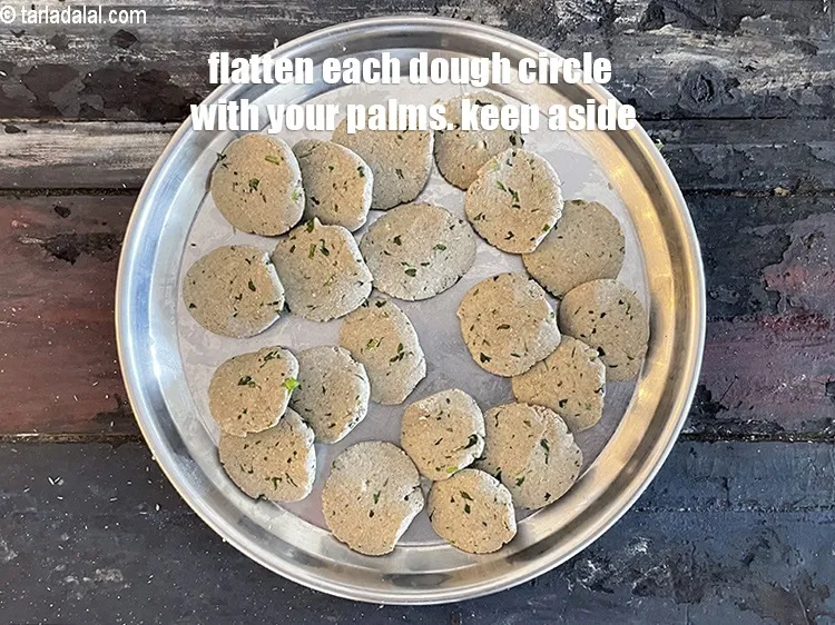 Step 19 – <meta charset="UTF-8" /> Press each portion into a flat circle by pressing between your palms. …