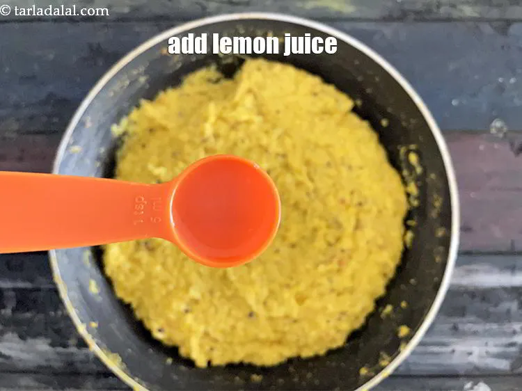 Step 22 – Add&nbsp;<meta charset="UTF-8" />1/2 tbsp&nbsp;<a href="glossary-lemon-juice-numbi-ka-ras-nimbu-ka-juice-471i">lemon juice</a>.