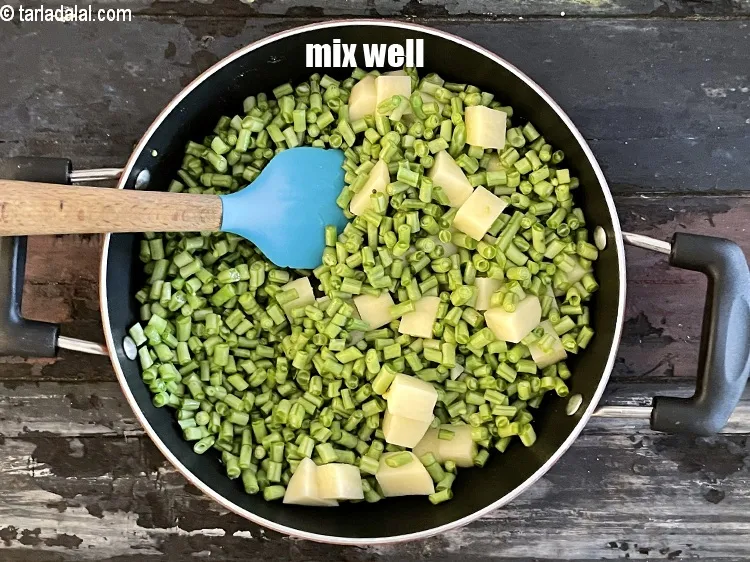 स्टेप 19 – अच्छी तरह से मलाएं।