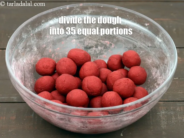 Step 18 – To make <strong>beetroot puri recipe | Indian beetroot poori | beetroot luchi | kids lunchbox …