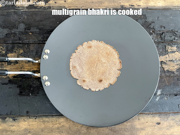 Step 30 – <strong>multigrain bhakri |&nbsp;healthy multi flour bhakri&nbsp;|&nbsp;3 flour bhakri&nbsp;|&nbsp;crispy bhakri without oil |</strong> &nbsp;is ready.