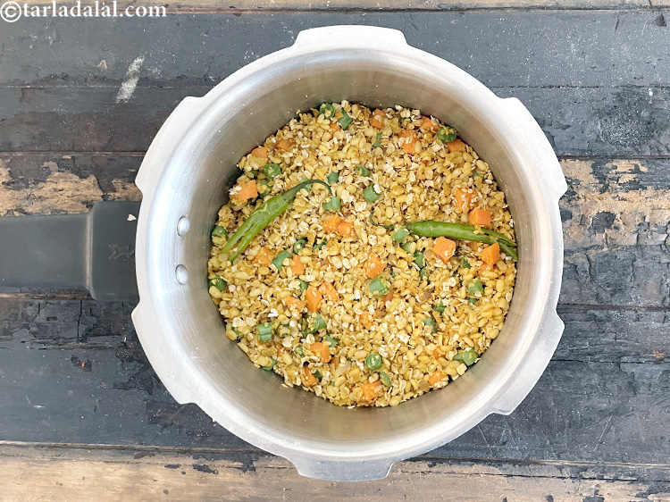 Step 35 – Cook on a medium flame for 1 to 2 minutes, while stirring occasionally.