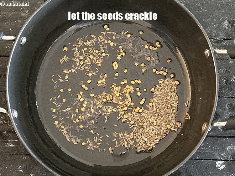 स्टेप 20 – बीजों को चटकने दें।