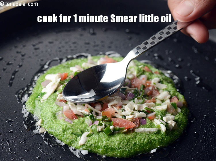 स्टेप 21 – मध्यम आंच पर 1 मिनट तक पकाएं।इसके ऊपर और किनारों …