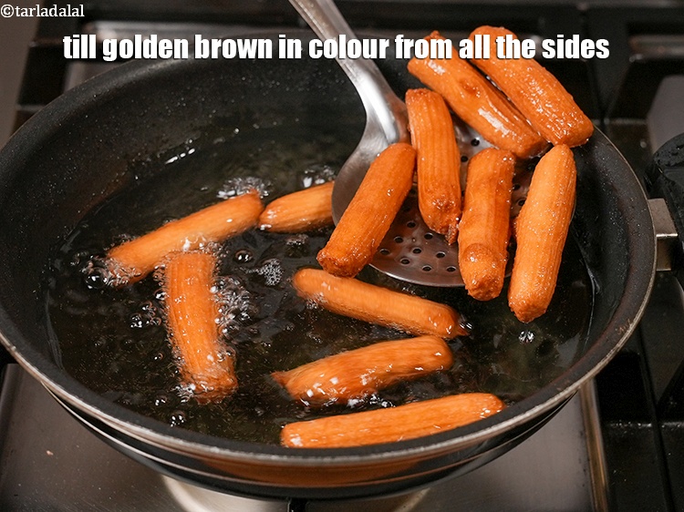 Step 21 – Till golden brown in colour from all the sides.