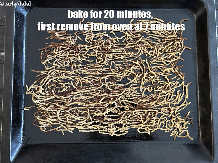 Step 22 – <meta charset="UTF-8" /> Bake in a pre-heated oven at 200&deg;c (400&deg;f) for 20 minutes, first …