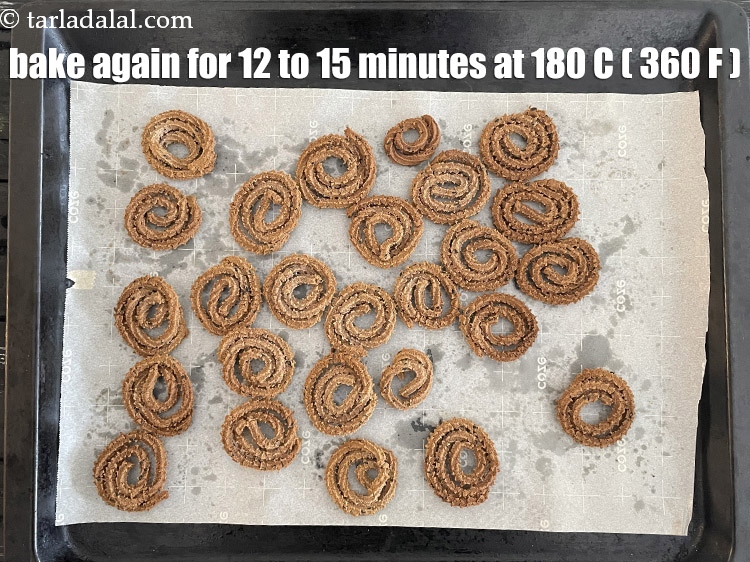 स्टेप 20 – <strong>मल्टीफ्लार चकली रेसिपी&nbsp;|&nbsp;रागी ज्वार चकली&nbsp;|&nbsp;नाचनी ज्वार चकली&nbsp;|&nbsp;हेल्दी बेक्ड चकली&nbsp;|</strong><strong>&nbsp;</strong>फिर से …