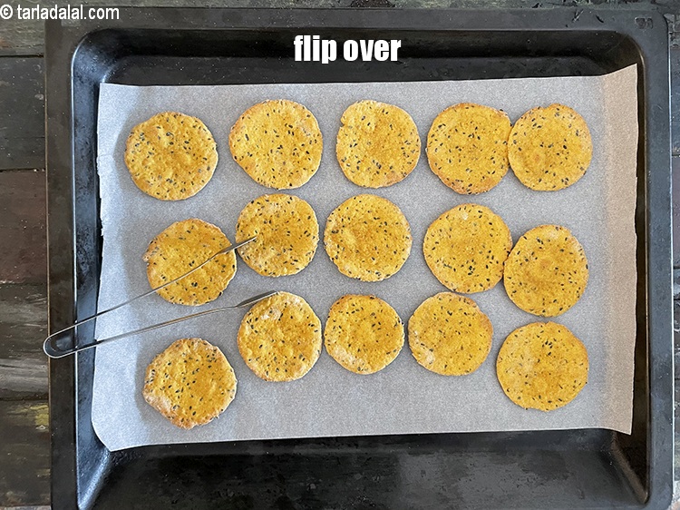 स्टेप 20 – पलट दें।