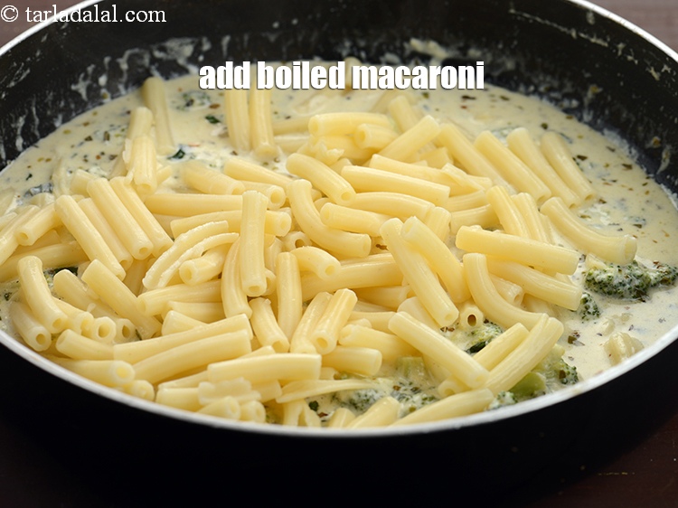 Step 20 – Add 1 cup <a href="https://www.tarladalal.com/glossary-cooked-macaroni-1894i">boiled macaroni</a>.