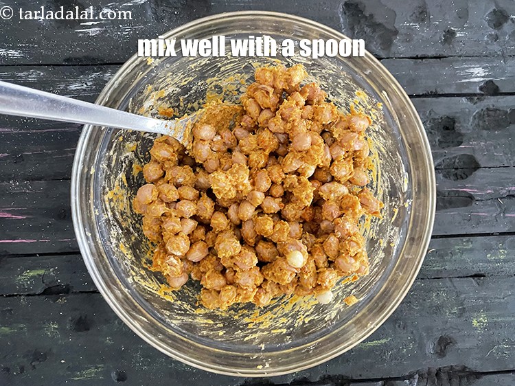 Step 21 – Mix well using a spoon.