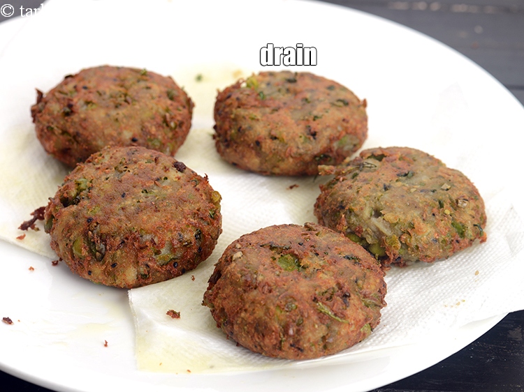 Step 21 – Drain on an absorbent paper and keep aside.