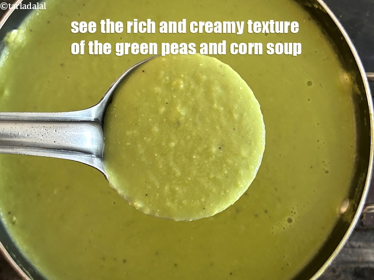 Step 20 – See&nbsp;<meta charset="UTF-8" />the rich and creamy texture of the<strong>&nbsp;green pea and corn soup</strong>.