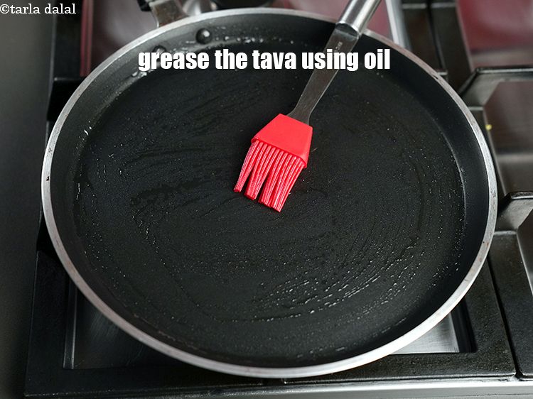 स्टेप 21 – एक बार में 5 पनीर भापा को मध्यम आंच पर …