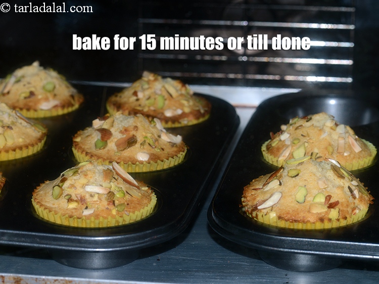 Step 21 – Bake in a pre-heated oven at 180&deg;C (360&deg;f) for 15 minutes or till done.