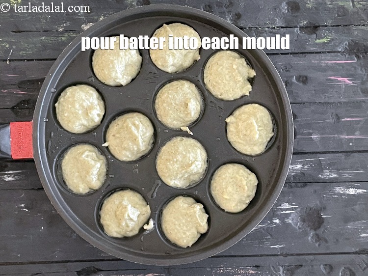 Step 21 – Pour approx. 1&frac12; tbsp of the batter into each mould.