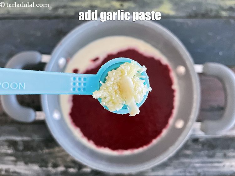 Step 22 – Add&nbsp;1/2 tsp&nbsp;<a href="glossary-garlic-paste-lehsun-ki-paste-lahsun-ki-paste-350i">garlic (lehsun) paste</a>.