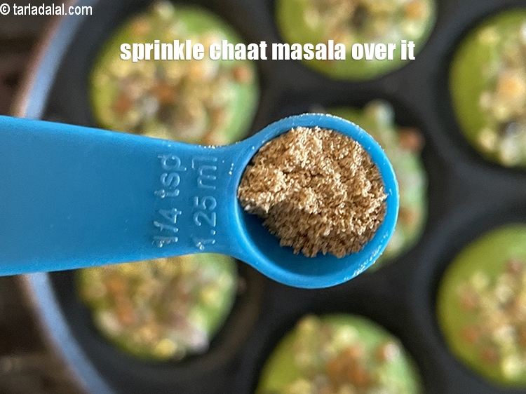 Step 28 – Sprinkle chaat masala over <strong>oats palak sprouts uttapam |&nbsp;sprouts uttapam |&nbsp;uttapam recipe for pregnancy | …