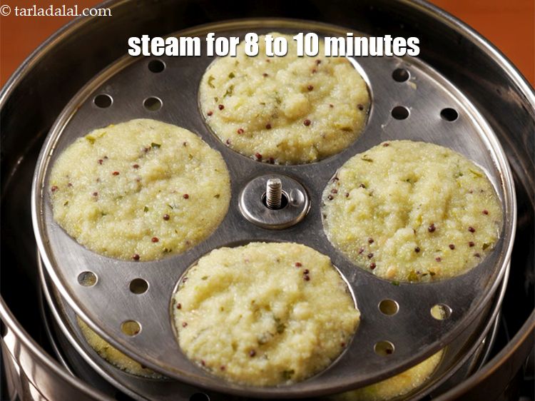 Step 22 – Steam the idlis for 8 to 10 minutes on medium flame or until done.