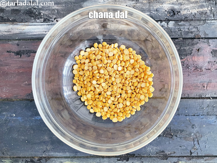 Step 3 – You need to prepare the batter the prevoius evening. In a bowl put&nbsp;<meta charset="UTF-8" />5 …