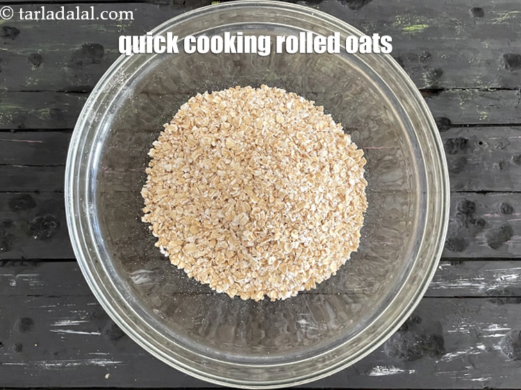 Step 11 – In a deep bowl put&nbsp;<!--%3Cmeta%20charset%3D%22UTF-8%22%20%2F%3E-->1 1/2 cups&nbsp;<a href="glossary-quick-cooking-rolled-oats-rolled-oats-547i">quick cooking rolled oats</a>.