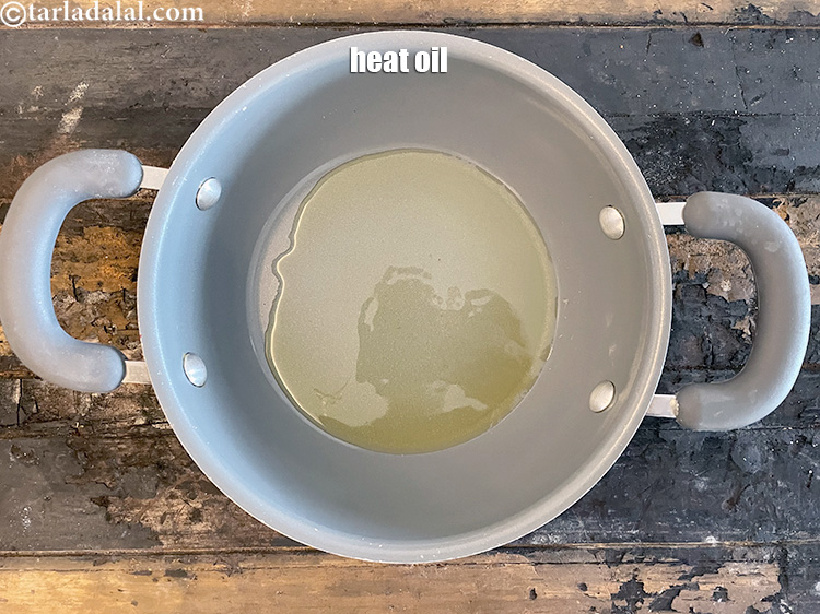 स्टेप 10 – <strong>टाटा भाजी रेसिपी&nbsp;|&nbsp;महाराष्ट्रियन बटाटयाची भाजी&nbsp;|&nbsp;सुखा आलू की सब्जी&nbsp;|&nbsp;सूखे आलू की …