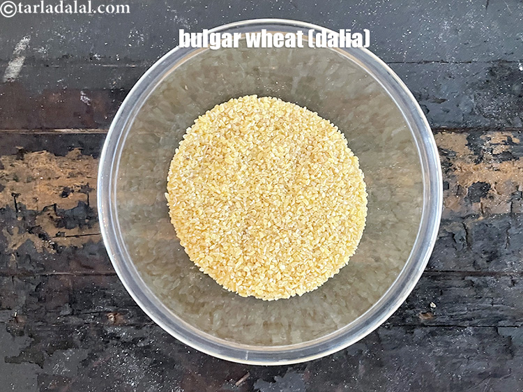 स्टेप 3 – <strong>दलिया, फाड़ा, लापसी कुछ इस तरह दिखता है।</strong> कच्चे गेहूँ …