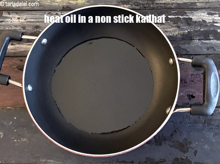 Step 3 – <meta charset="UTF-8" /> To make <strong>kela methi nu shaak recipe | banana&nbsp;methi leaves sabzi | …