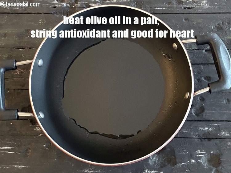 Step 8 – To make <strong>minty&nbsp;quinoa recipe | vegetable quinoa for IBS | healthy Indian&nbsp;quinoa snack |&nbsp;</strong>&nbsp;heat 2 …