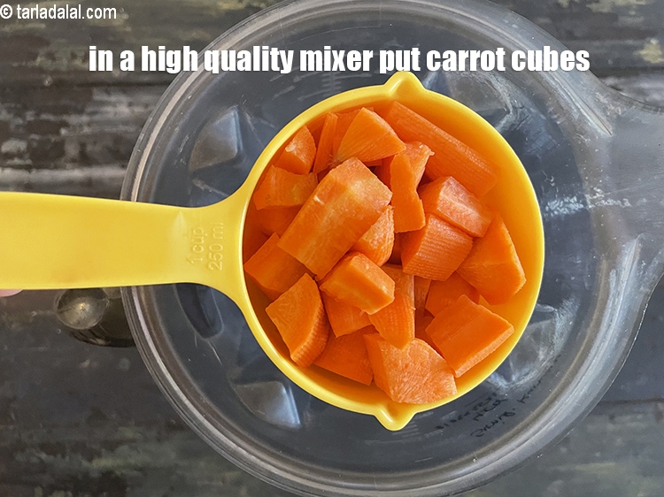 Step 16 – <p>In a <strong>high quality&nbsp;mixer</strong> put &nbsp;<a href="glossary-carrot-cubes-730i">carrot cubes</a>&nbsp;(unpeeled). Only a high quality mixer will blend&nbsp;carrots.</p>
