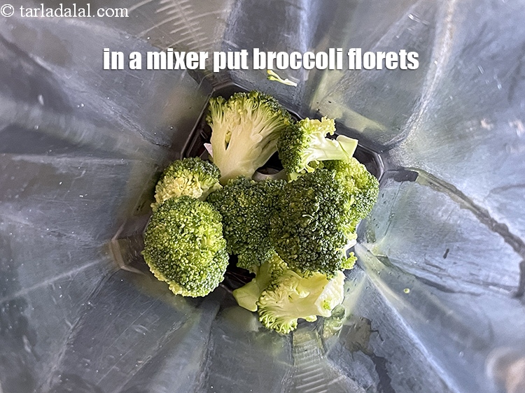 Step 5 – To make <strong>broccoli and pear juice recipe | Indian broccoli detox juice | pear, apple …