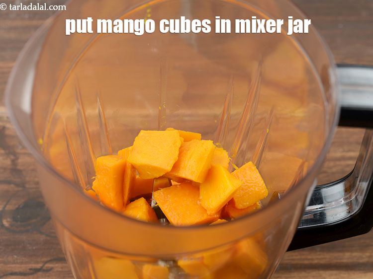 स्टेप 3 – आम मस्तानी रेसिपी बनाने के लिए&nbsp;<strong>| पुणे प्रसिद्ध आम मस्तानी …