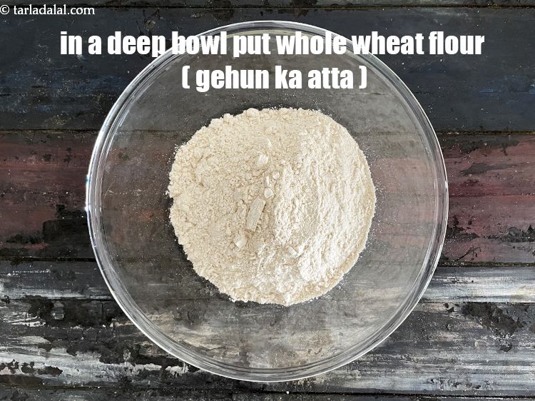 Step 3 – <u><em>To make <strong>egg bhurji paratha</strong> we will first make the paratha as we have some …