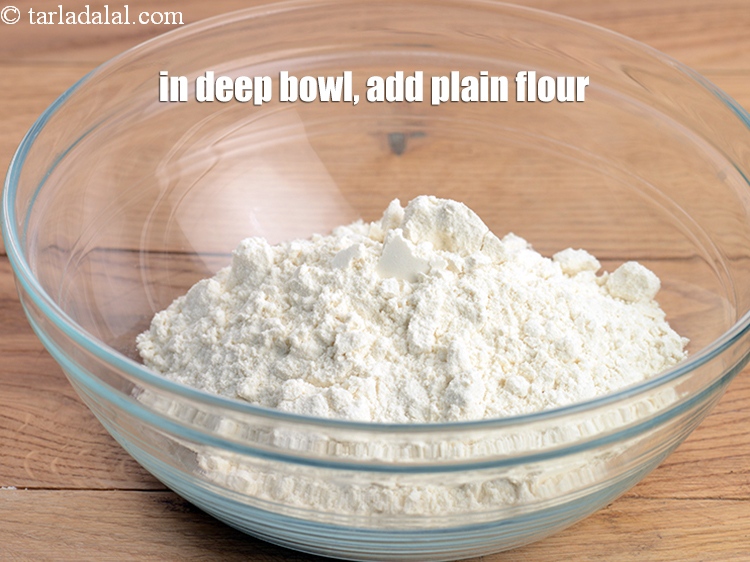 स्टेप 3 – रुमाली रोटी रेसिपी बनाने के लिए | घर का बना …