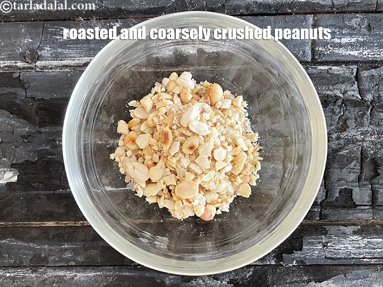 Step 9 – In a bowl put&nbsp;<meta charset="UTF-8" />4 tbsp&nbsp;<a href="glossary-roasted-and-crushed-peanuts-1817i">roasted and crushed peanuts</a>.