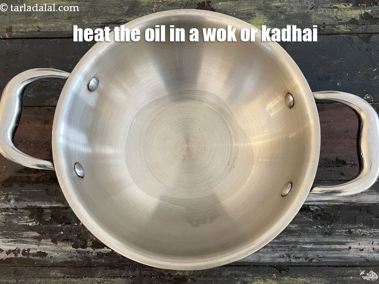 स्टेप 6 – <strong>बीन स्प्राउट्स सूप रेसिपी&nbsp;|&nbsp;हेल्दी इंडियन स्टाइल बीन स्प्राउट्स सूप&nbsp;|&nbsp;चाइनीज शिमला …