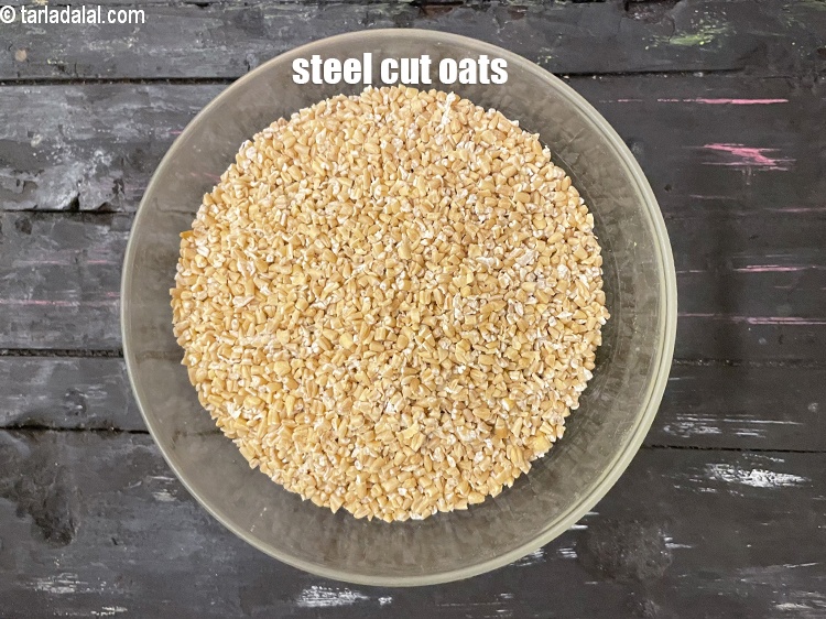 Step 3 – This is what <strong>steel cut oats</strong> look like.&nbsp;<strong>Steel Cut Oats</strong> comes from Oat groats that …
