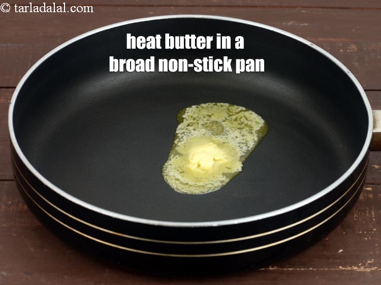 Step 3 – <strong>Cheesy corn and onion toast recipe | veg cheese corn toast | Indian cheese corn …