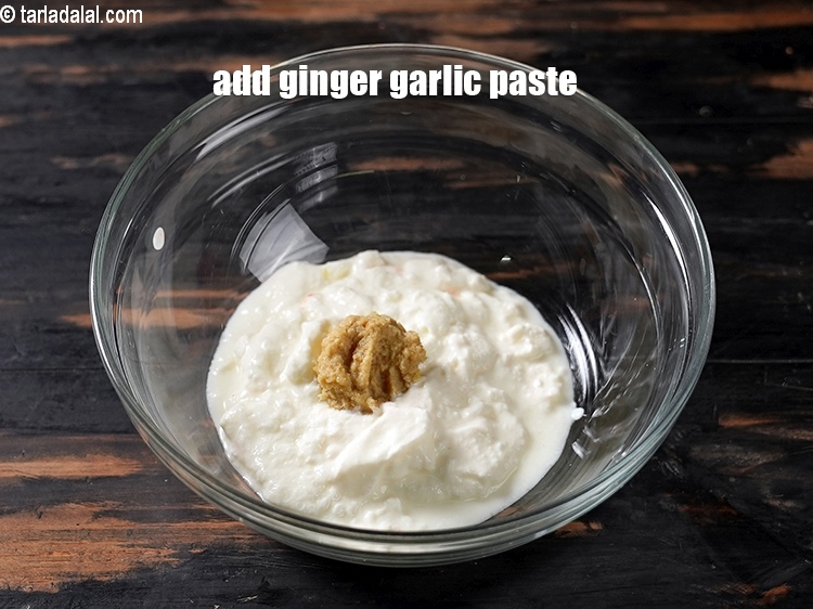 Step 11 – Add 2 tsp ginger garlic paste.