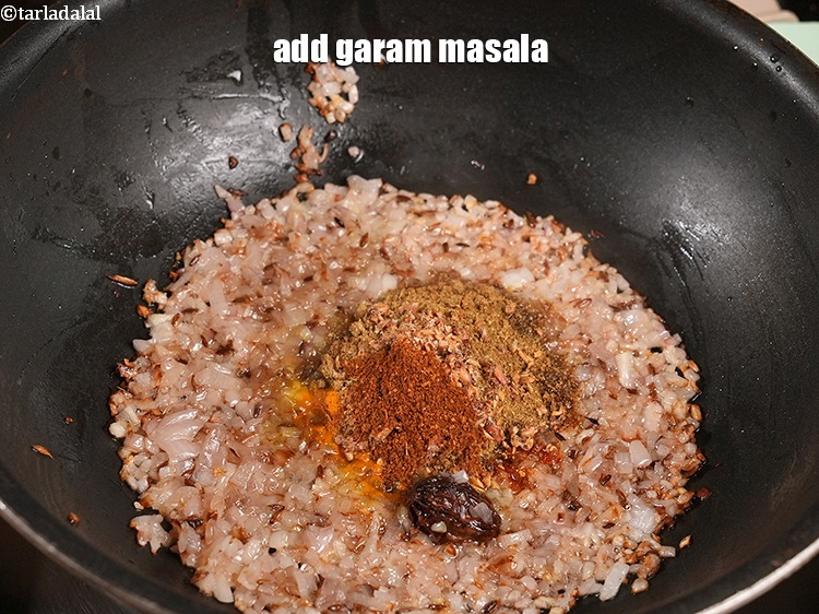 Step 22 – Add &frac14; tsp <a href="https://www.tarladalal.com/glossary-garam-masala-296i">garam masala</a>.&nbsp;
