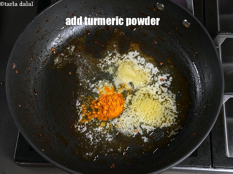 Step 22 – Add &frac12; tsp turmeric powder.&nbsp;<br /> &nbsp;