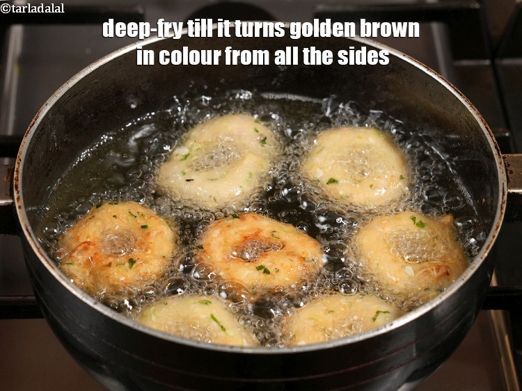Step 22 – Deep-fry till it turns golden brown in colour from all the sides.