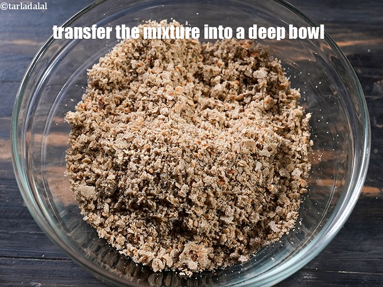 स्टेप 22 – मिश्रण को एक गहरे बाउल में निकाल लें।