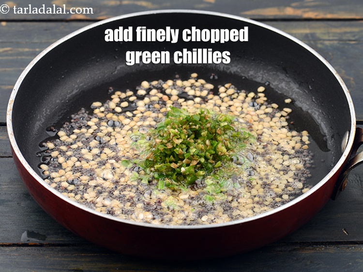 स्टेप 22 – जब बीज चटकने लगे तो गैस बंद कर दीजिये, २ …