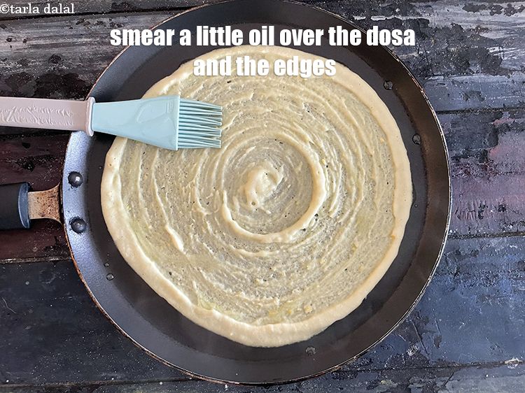 Step 27 – Smear a little oil over of the dosa&nbsp;and along the edges.