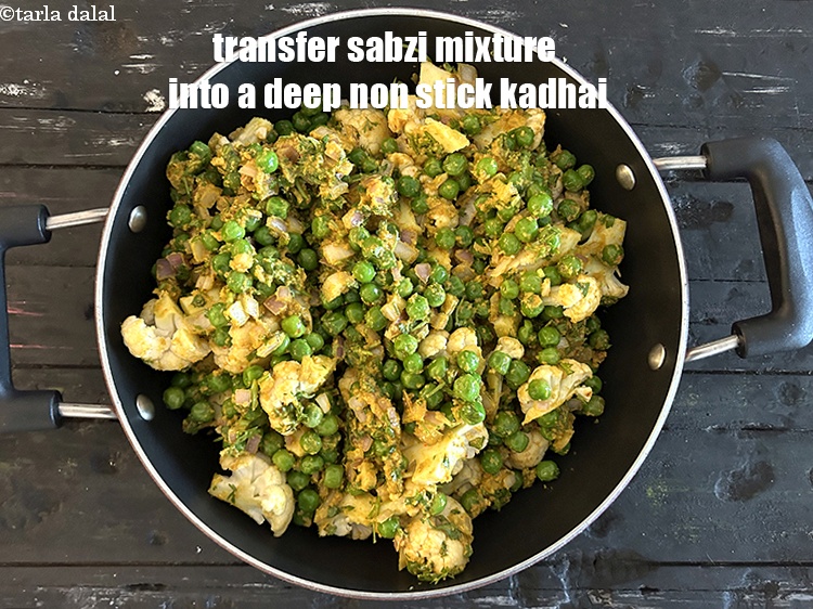 Step 22 – To make <strong>masala cauliflower with grean peas sabzi recipe |&nbsp;<!--%3Cmeta%20charset%3D%22UTF-8%22%20%2F%3E-->healthy cauliflower peas masala&nbsp;|&nbsp;masala gobi matar …