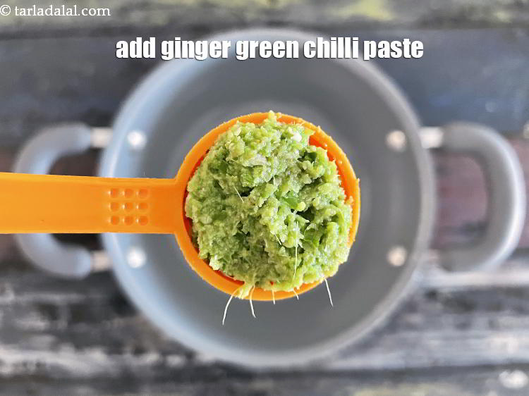 Step 22 – Add&nbsp;<meta charset="UTF-8" />1 tsp&nbsp;<a href="glossary-ginger-green-chilli-paste-adrak-mirch-ki-paste-adrak-mirchi-paste-139i">ginger-green chilli paste</a>.