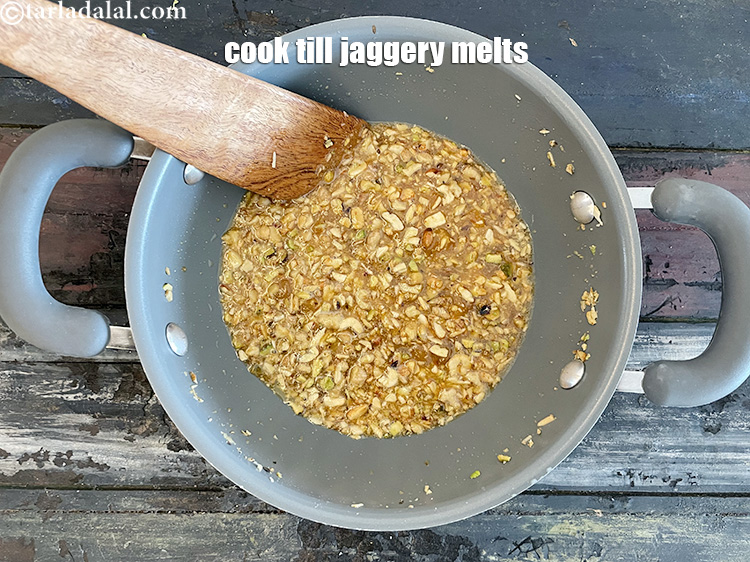 Step 31 – Cook for 2 to 3 minutes till jagger melts.