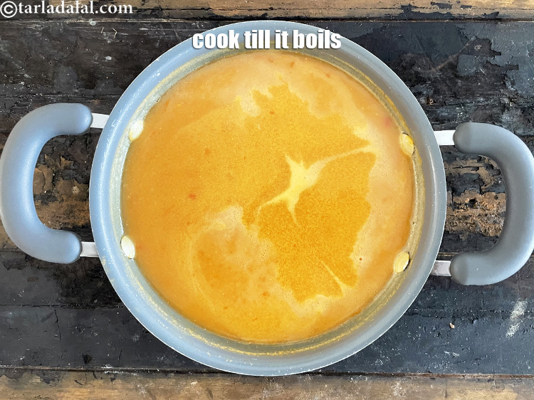 Step 35 – <meta charset="UTF-8" /> Cook on a medium flame for 4 to&nbsp;minutes till you get one …